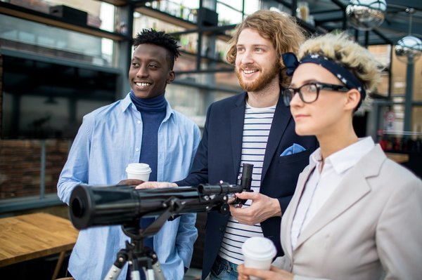 Quelles sont les meilleures techniques pour observer les baleines en camping côtier?
